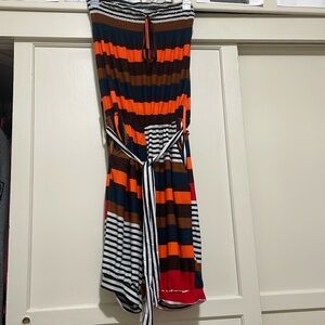 Strapless clothing for women